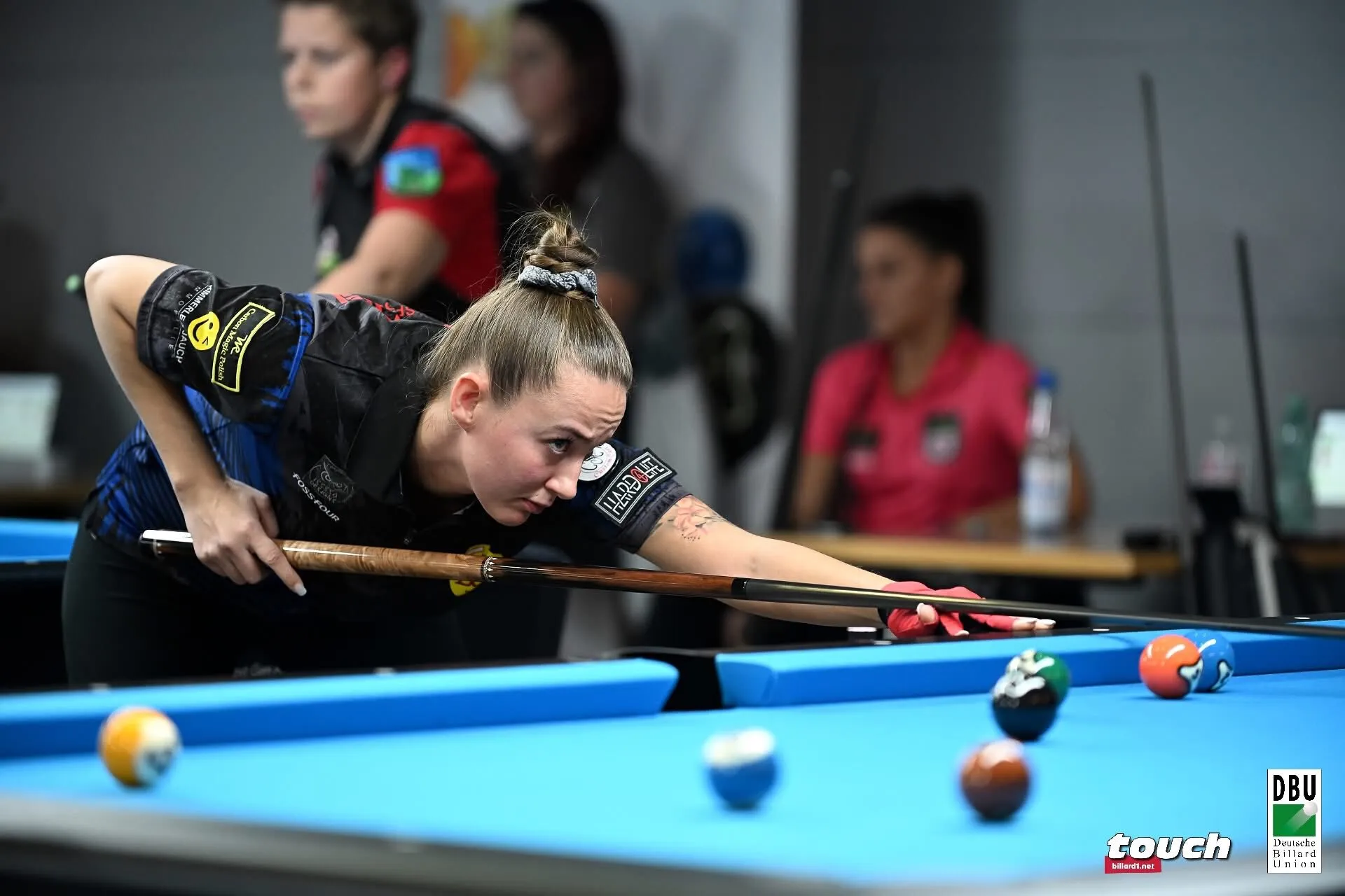 Simone Künzl glänzt bei den Deutschen Meisterschaften – zweimal Silber